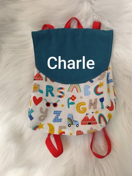 petit sac à dos les lettres