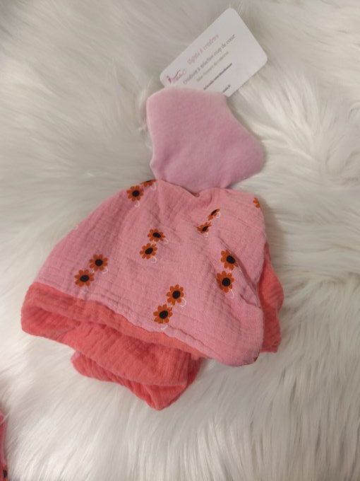 Doudou carré fleurs