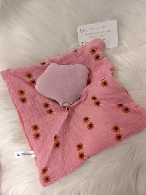Doudou carré fleurs