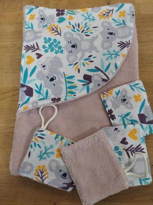 Koala rose et lingettes